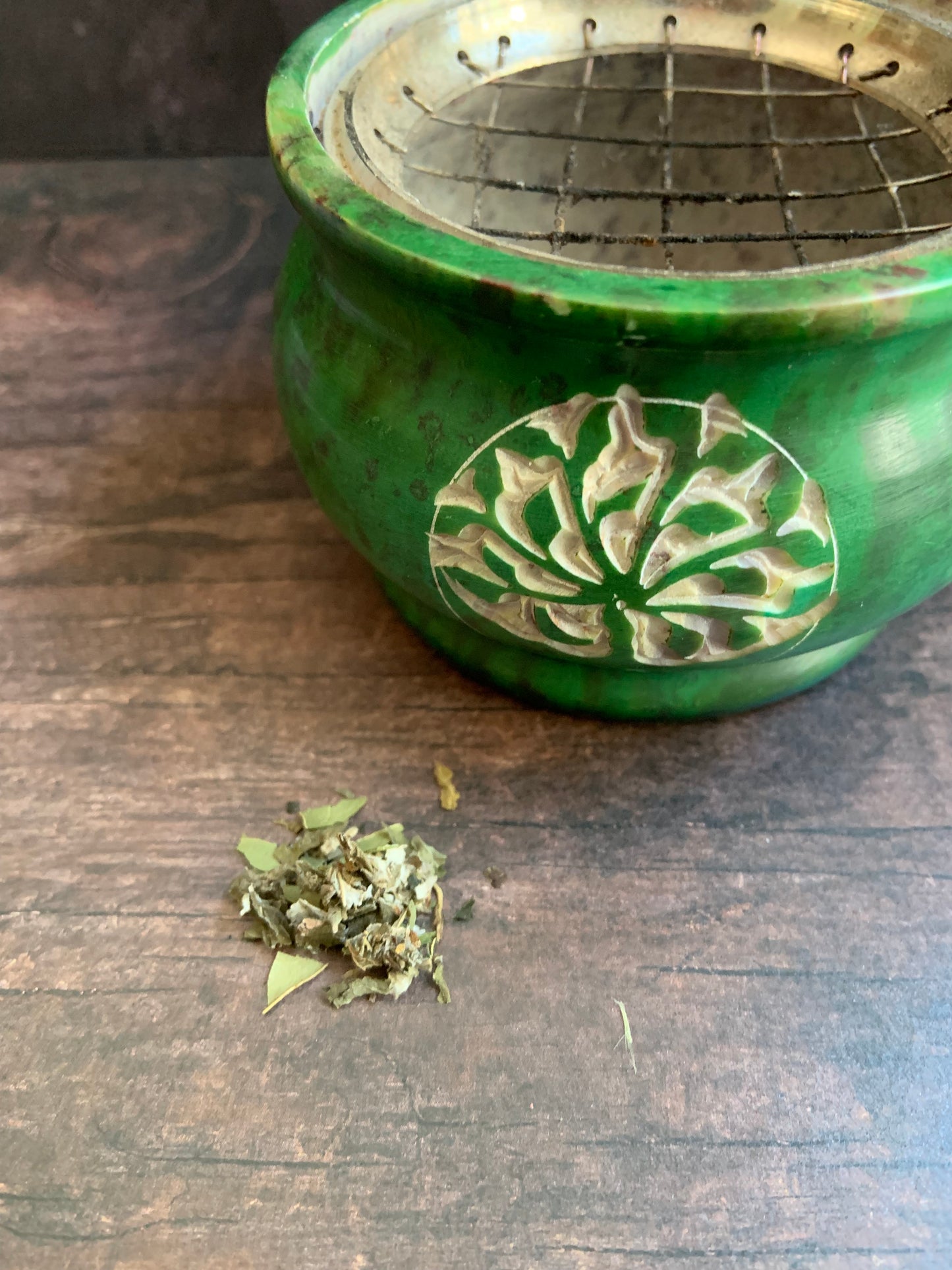 Young Leaf - Spring Incense